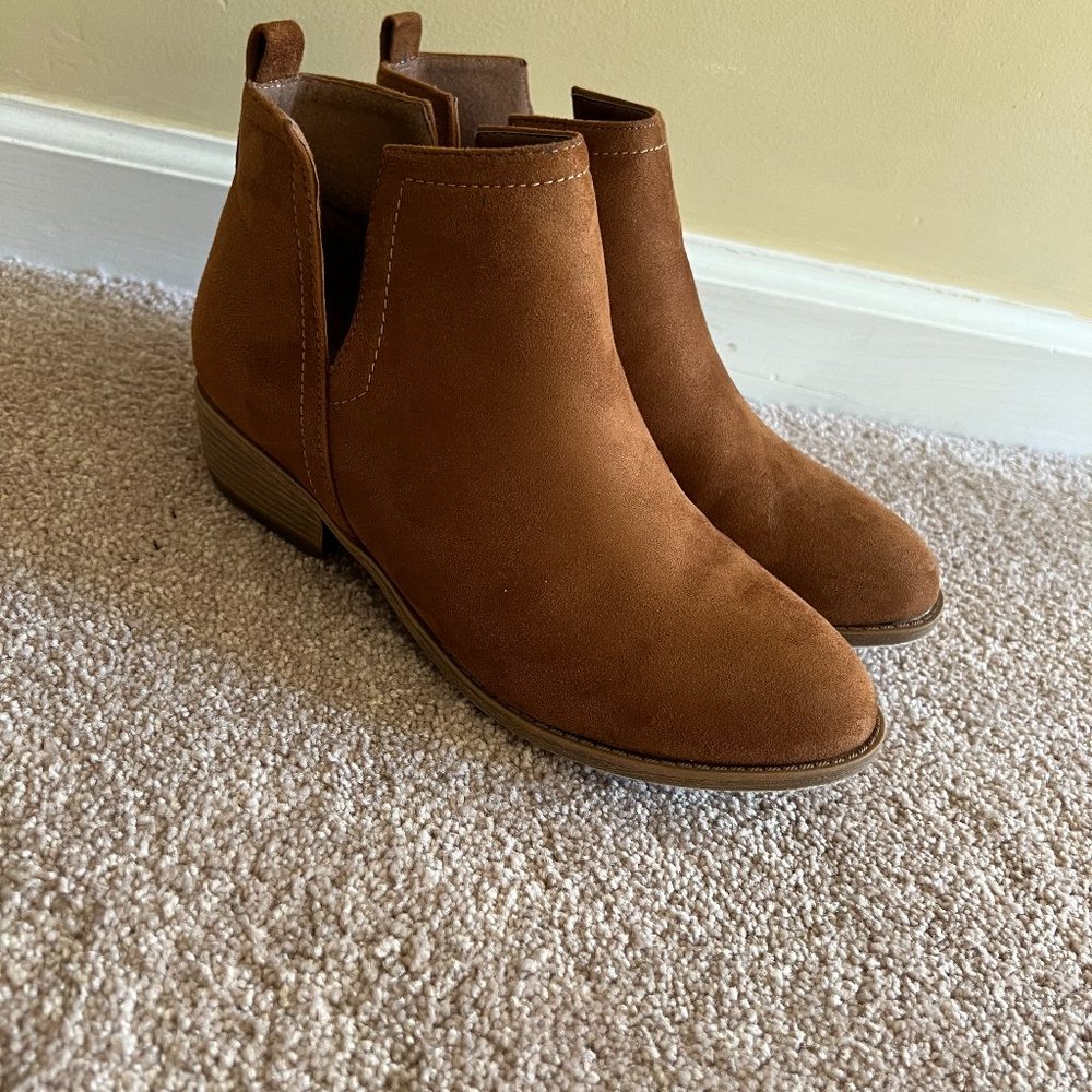 Journee Collection Brown/Tan Suede low Heeled Boots